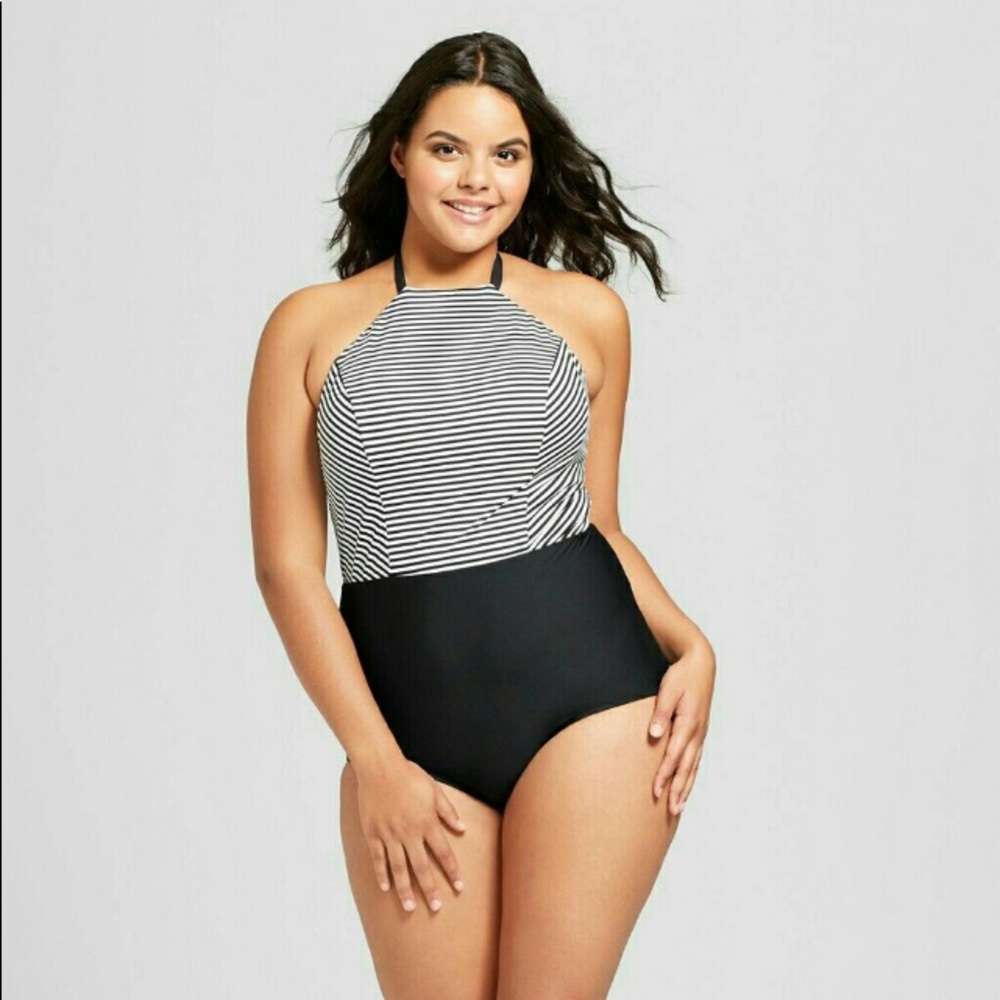 NWT Sea Angel black/ white swimsuit size 1X very flattering soft cups